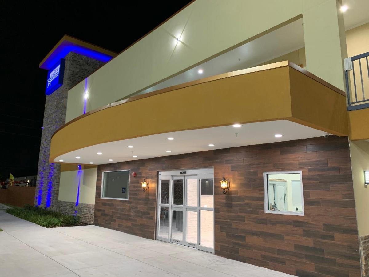Americas Best Value Inn & Suites Houston At Hwy 6 Exterior foto