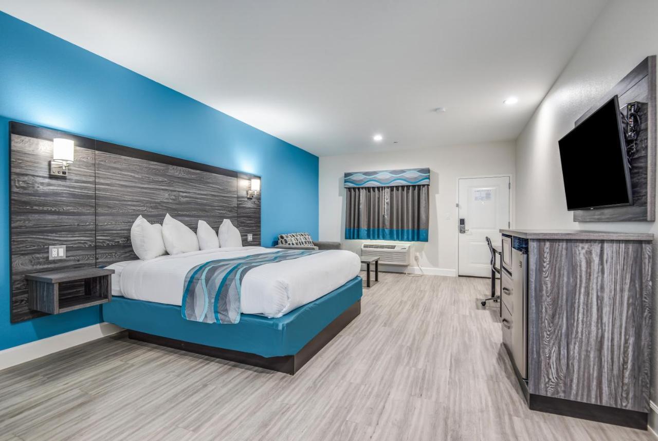 Americas Best Value Inn & Suites Houston At Hwy 6 Exterior foto